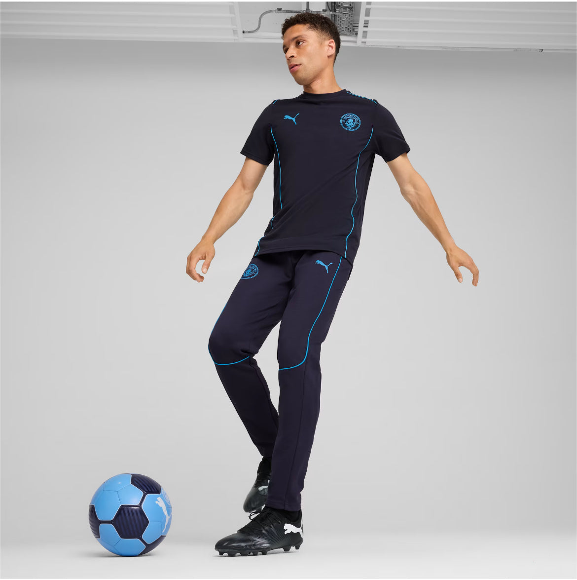Puma Pantaloni Tuta Casual Pants MCFC Manchester City 2024/2025 Blue Navy - OnSide Football
